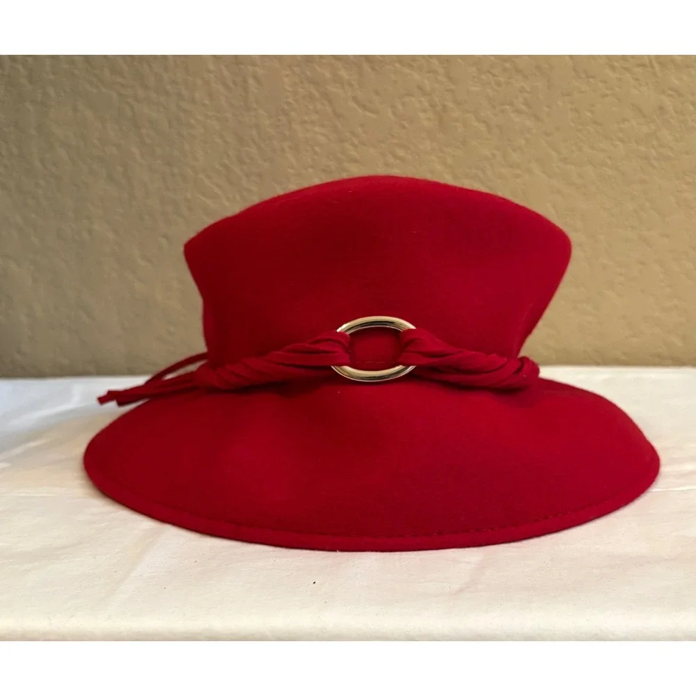 Betmar‎ New York Red 100% 78uWool Hat Womens Wide Brim Western Fringe NWT